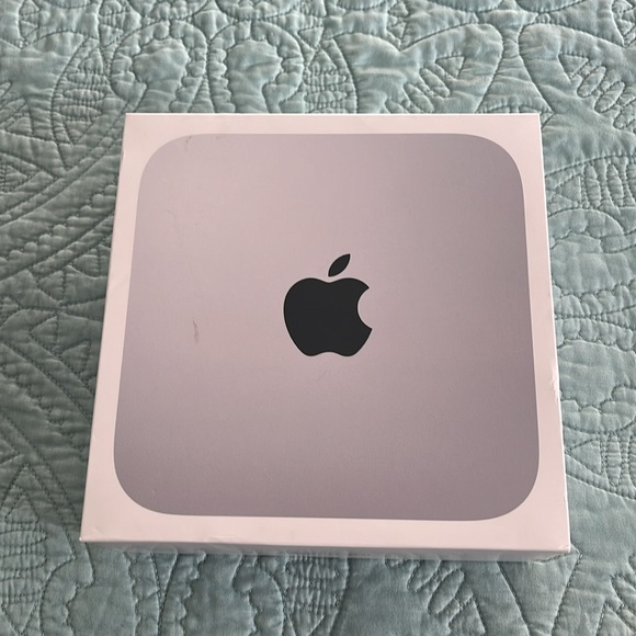 Mac mini M1 8GB Memory 512GB SSD - Picture 8 of 8